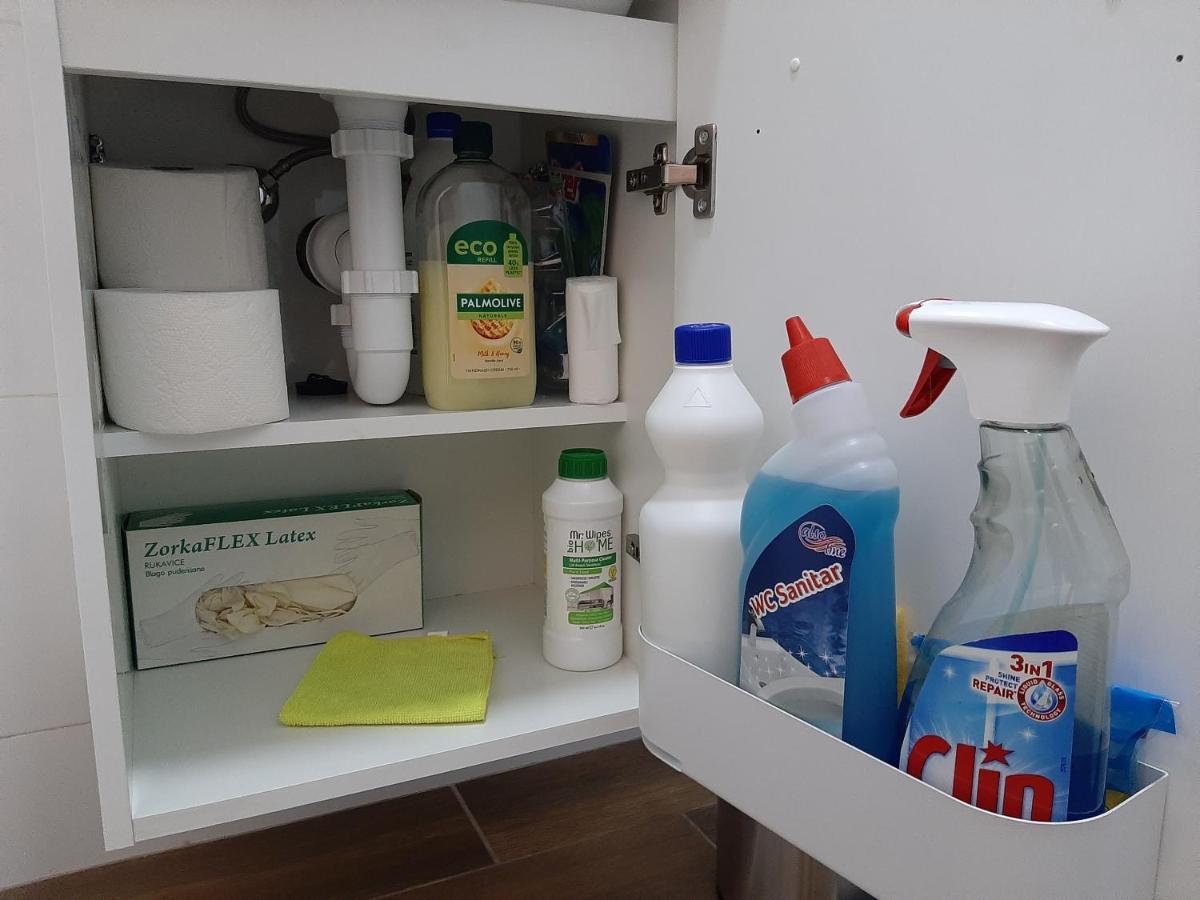 Apartman Viaggio Sremska Mitrovica Bagian luar foto