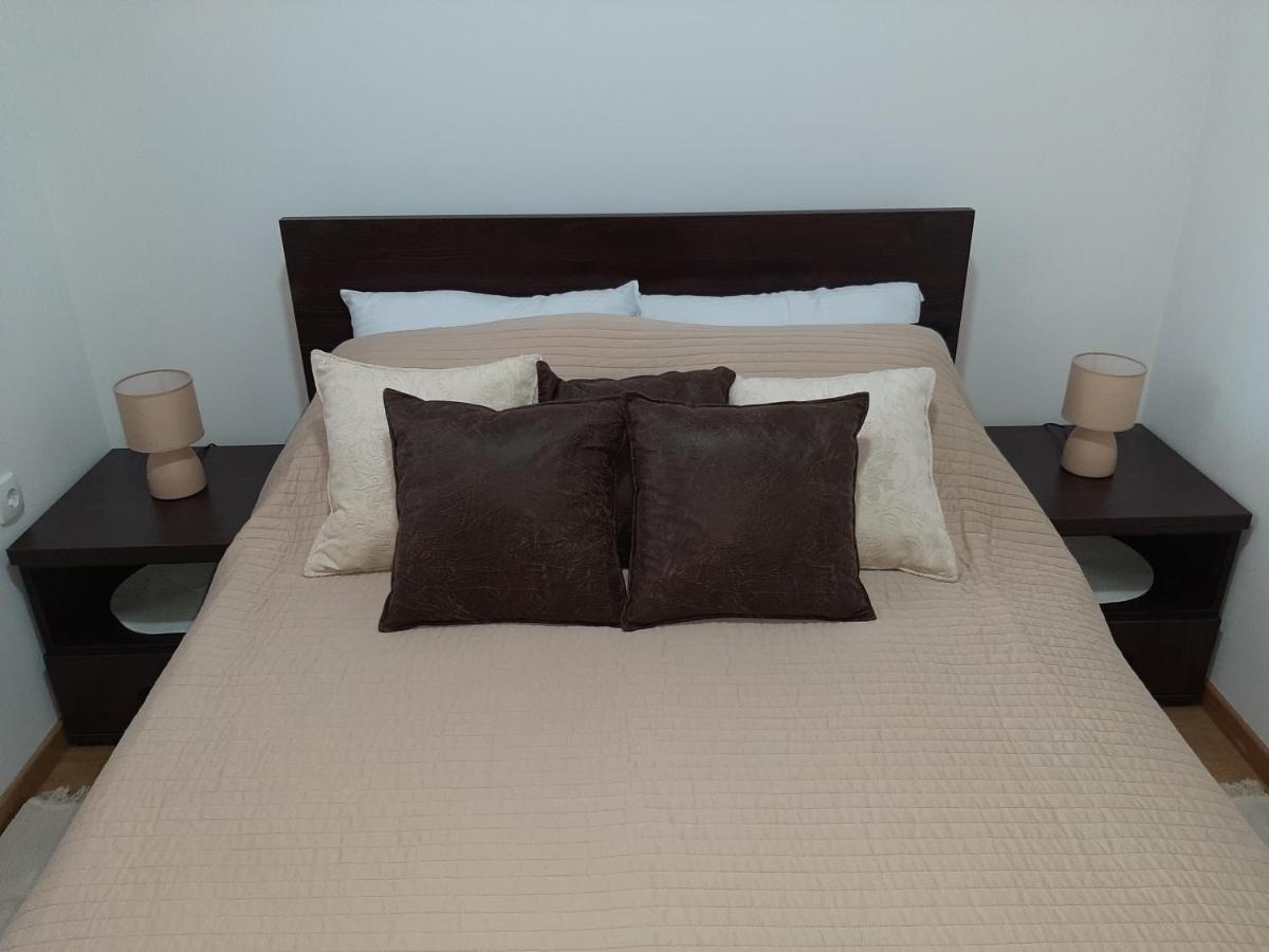 Apartman Viaggio Sremska Mitrovica Bagian luar foto